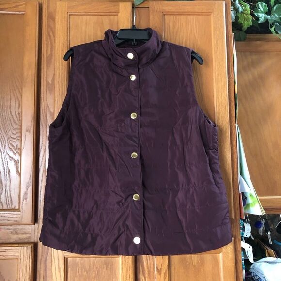 Michael Kors Maroon Mock Neck Snap Front Quilted Vest - L - Picture 1 of 12